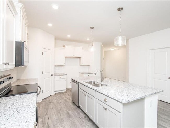 Building Photo - 4899 Mountain Rose Walk