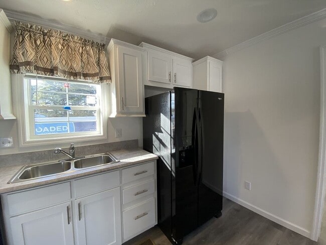 Building Photo - 4 Tern Ct