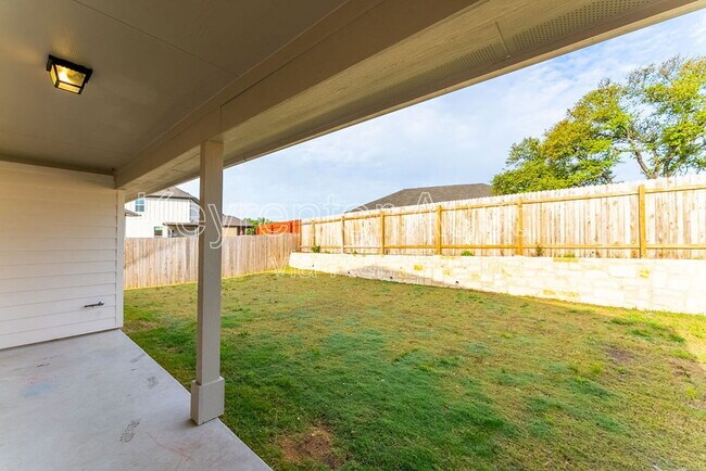 Building Photo - 113 Caney Cv