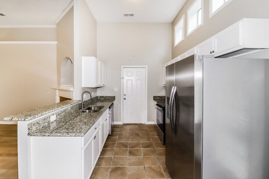 Building Photo - 2692 Bending Elm Dr