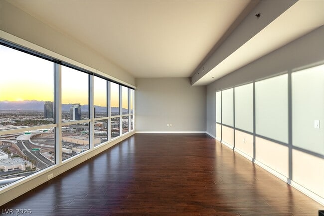 Building Photo - 4575 Dean Martin Dr