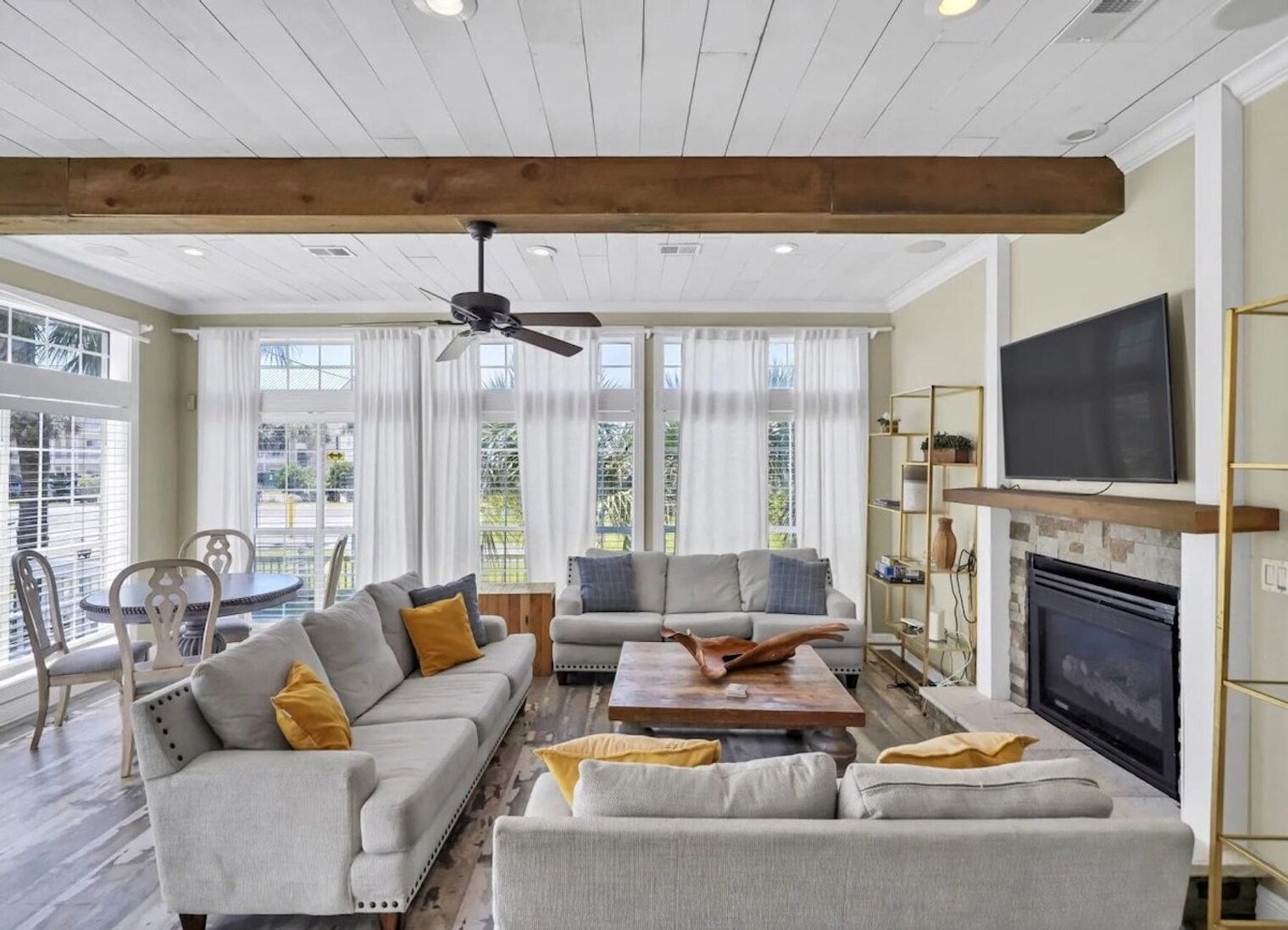 Building Photo - 3175 Scenic Hwy 98