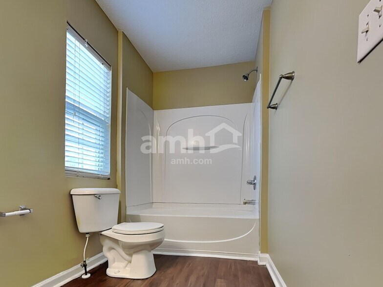 Building Photo - 3779 Marshlane Way