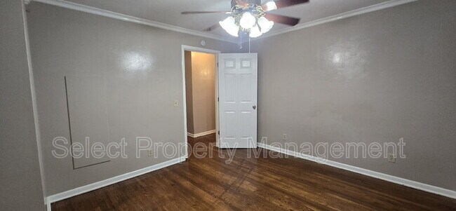 Building Photo - 333 W Suttenfield St