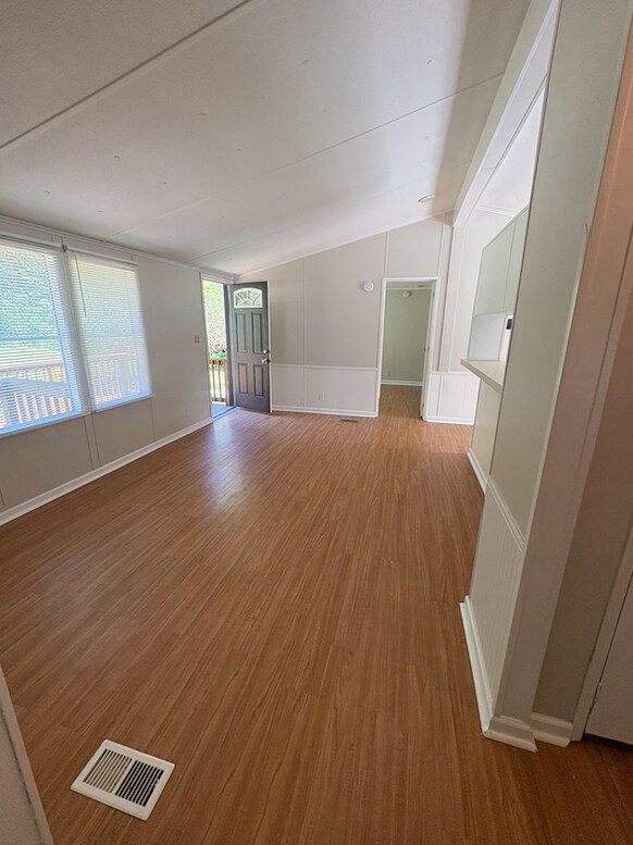 Building Photo - Reed DR - #625