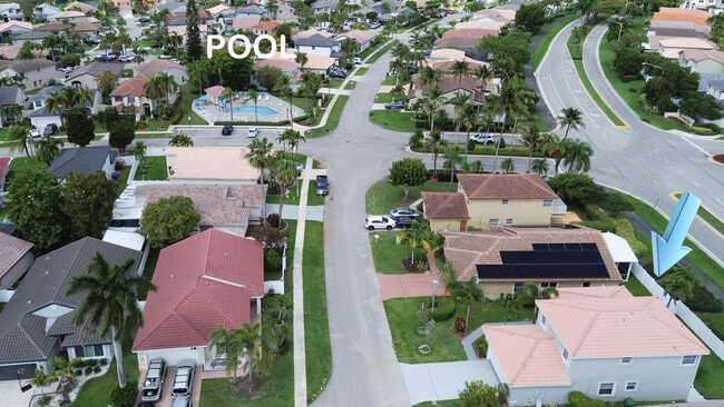 Building Photo - 491 SW 182nd Way