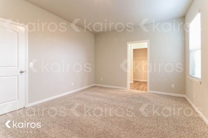 Building Photo - 913 NW 4th St