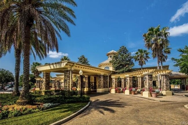 Building Photo - 307 W Redsox Path