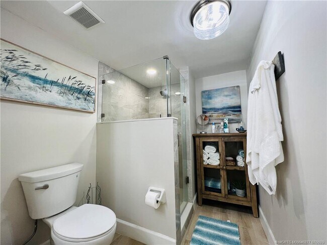 Primary Photo - 9400 S Ocean Dr