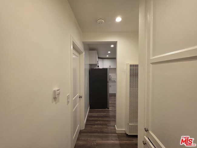 Building Photo - 2012 S Holt Ave