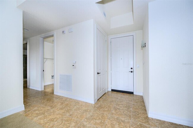 Building Photo - 99 Vivante Blvd