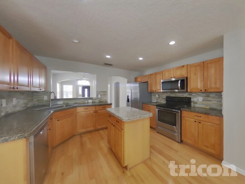 Building Photo - 96043 Starlight Ln