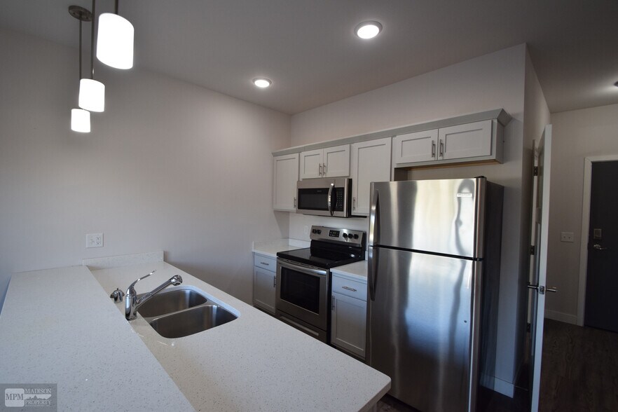 The Edge at Conservancy Commons 4958 Innovation Dr Deforest WI 53532