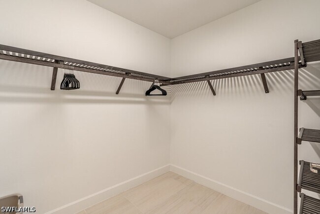 Building Photo - 16903 Fairgrove Way