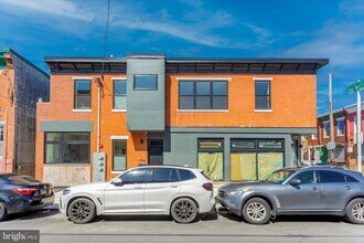Building Photo - 1754 S Chadwick St
