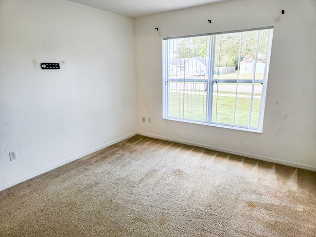 Building Photo - Port St. Lucie Pool Home for rent