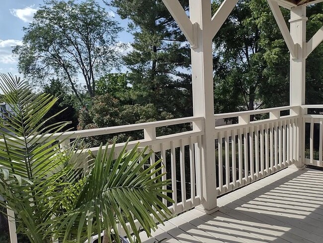 Building Photo - 1307 N Clayton St