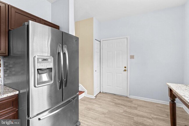 Building Photo - 8540 Harvest View Ct