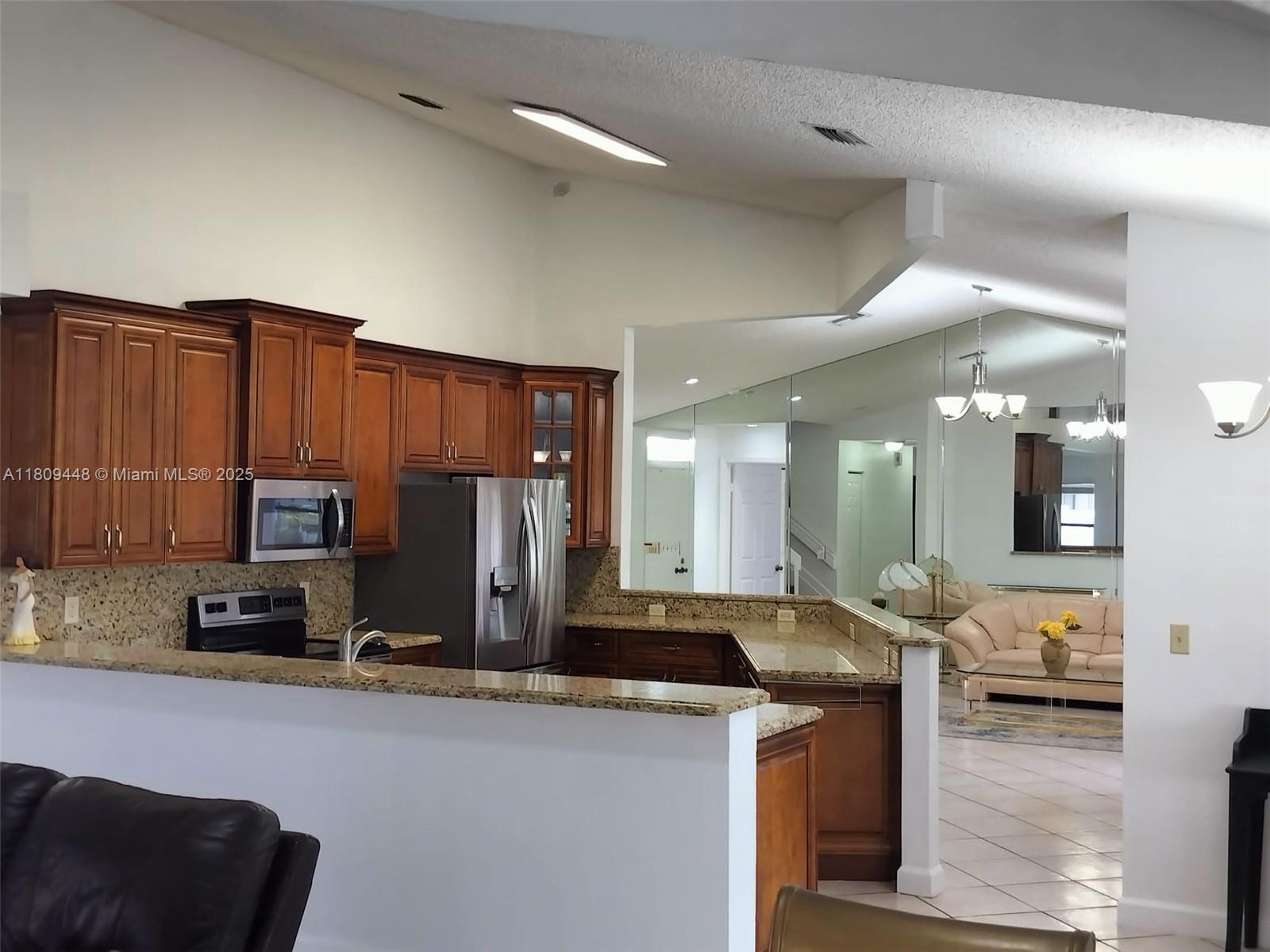 Building Photo - 10401 NW 18th Dr