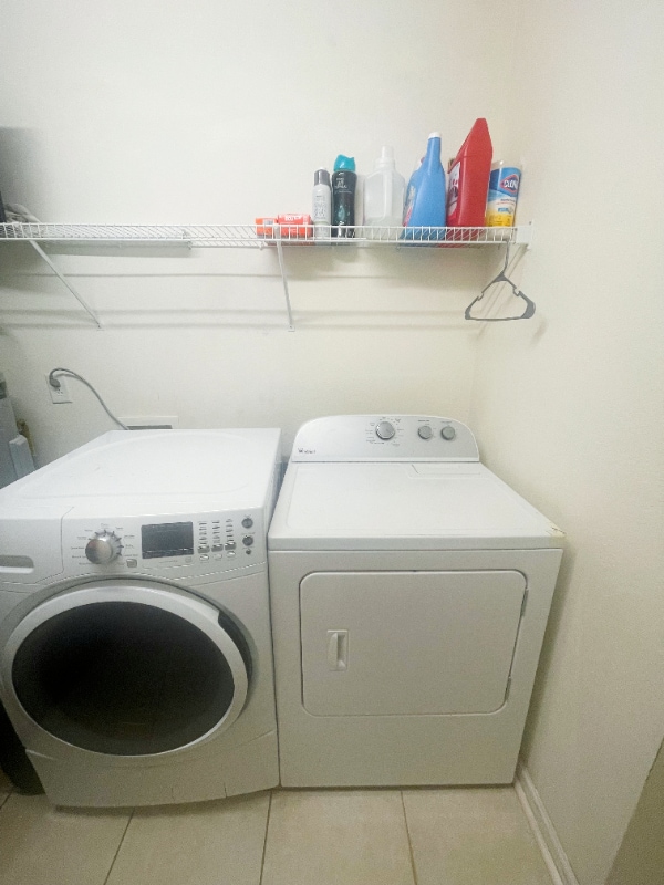 Building Photo - 5235 Grays Ridge Dr