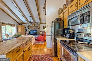 Building Photo - 842 Saddle Back Cir