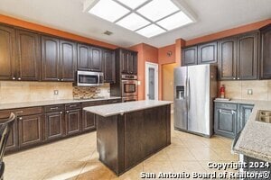 Building Photo - 26311 Stefnianne St