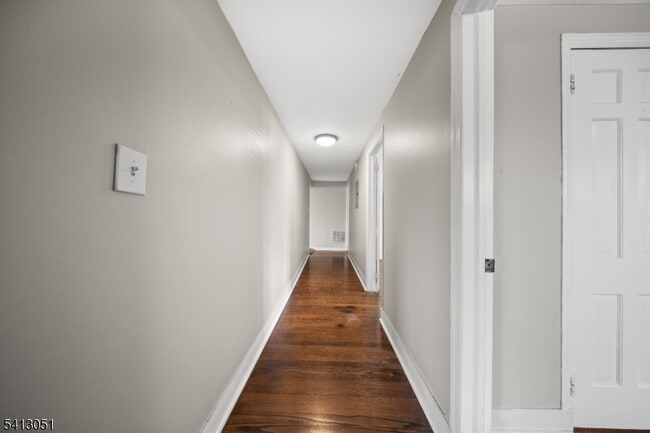 Building Photo - 339 N 6th St