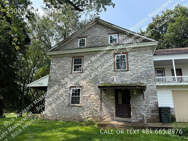 Building Photo - 2500 Brandt Rd N