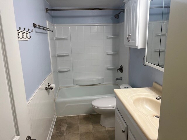 Building Photo - 540 Charles St