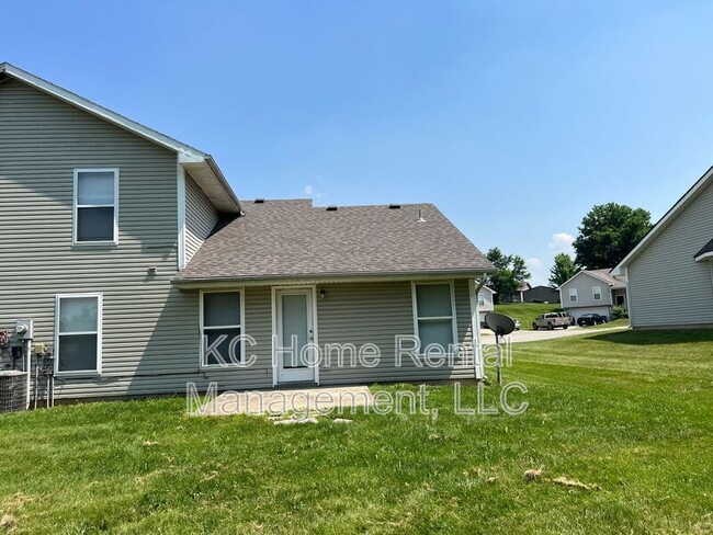 Building Photo - 610 Susanne Ct