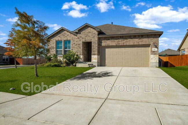 Building Photo - 402 Singing Brk