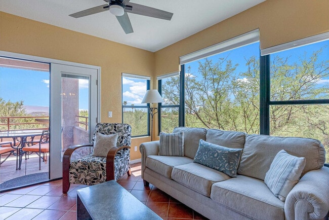 Building Photo - 6655 N Canyon Crest Dr