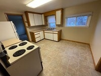 Building Photo - 706 2nd Ave NW