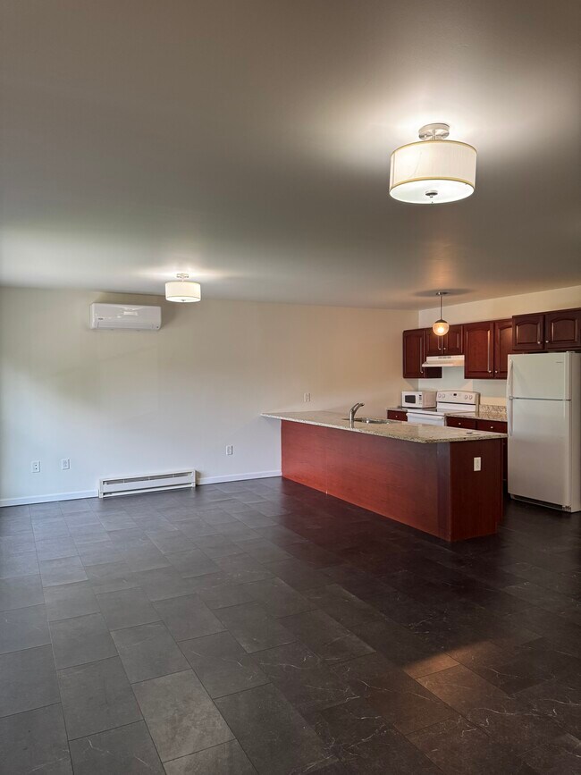 Building Photo - 120 Chambers Aly