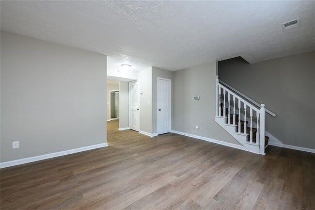 Building Photo - 366 Haymarket Ln