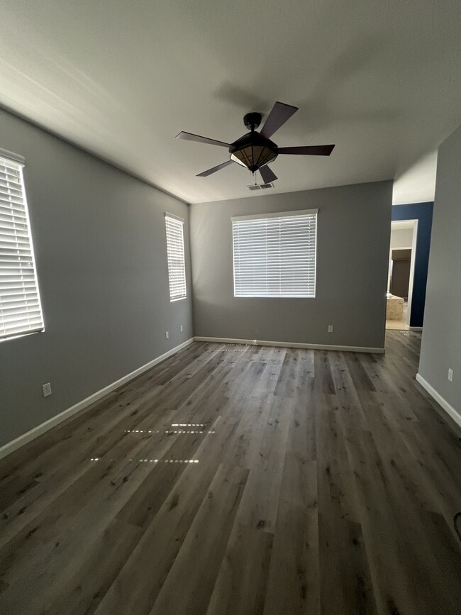 Building Photo - 1013 Amber Ridge Lane