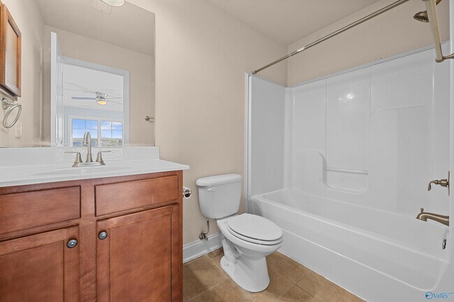 Building Photo - 107 Autumn Haven Ln