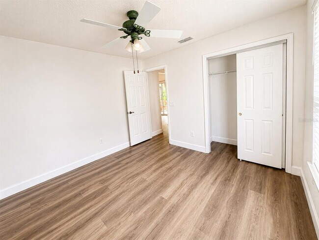 Building Photo - 1211 Cabella Cir