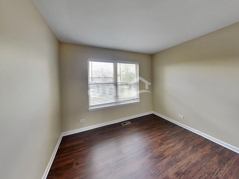 Building Photo - 16020 S Lexington Dr