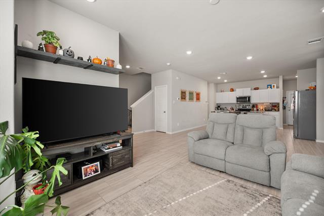 Building Photo - 3133 Strawberry Farm Ln