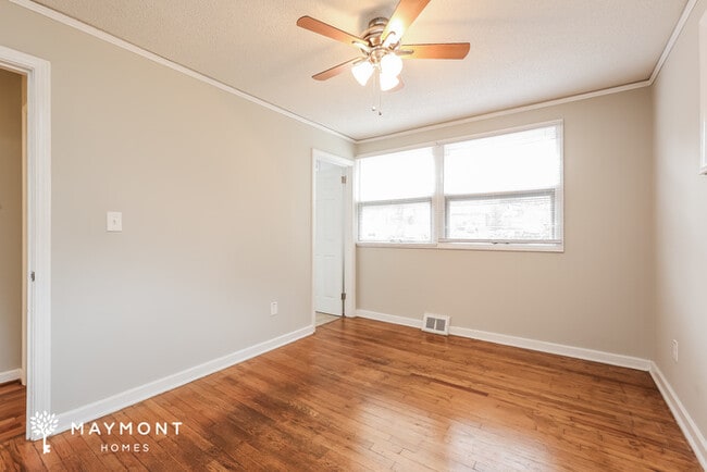 Building Photo - Beautiful 4-Bedroom Greenville Home