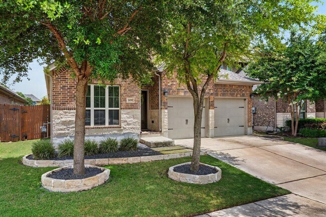 Building Photo - 209 Lacey Oak Lp
