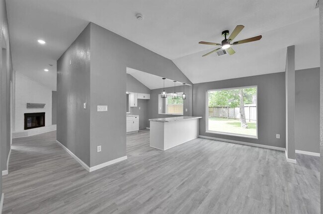 Building Photo - 22603 Pebworth Pl