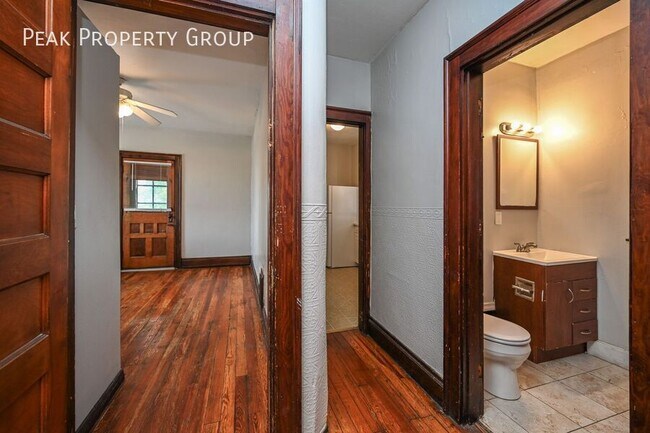 Building Photo - 2125 W Clifton Ave