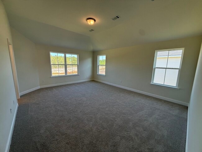 Building Photo - 152 boundary hall way