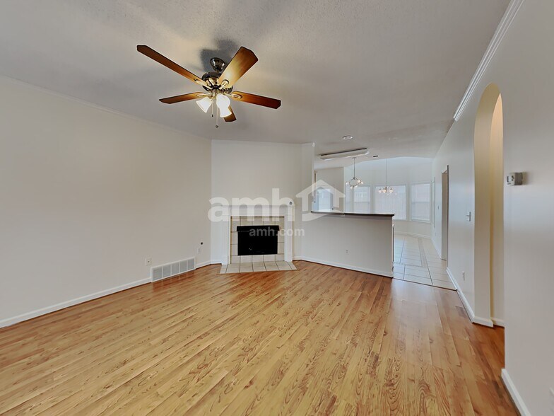 Building Photo - 2604 Wood Sage Cv