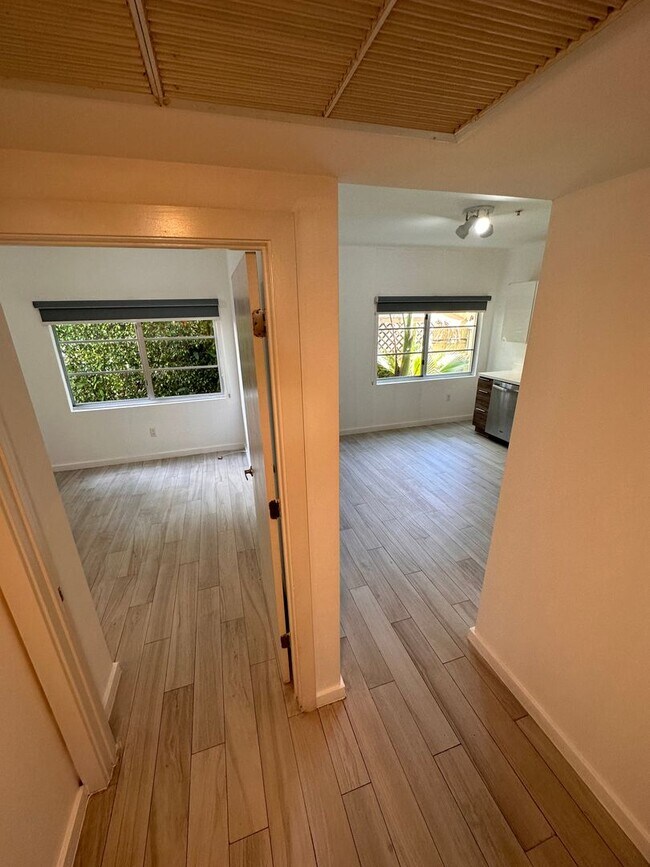 Building Photo - BRAND NEW 1BD APT IN THE HEART OF ART DECO