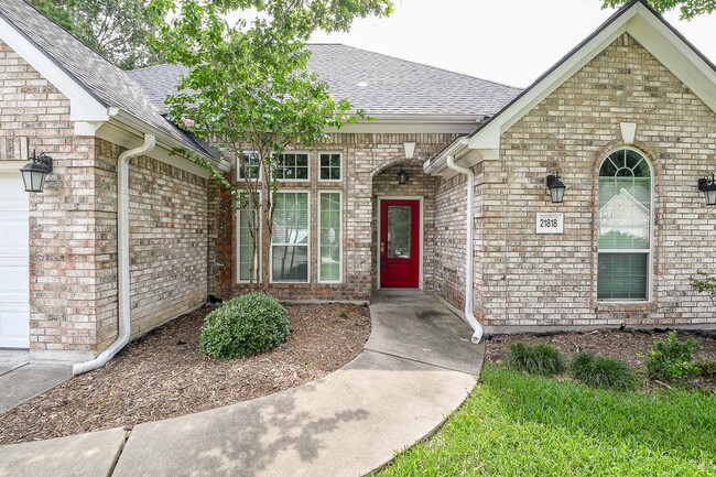 Building Photo - 21818 Windsor Castle Dr