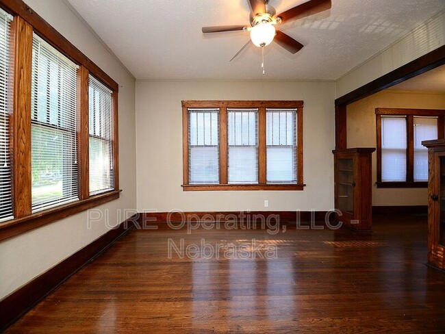 Building Photo - 342 N 36th Ave