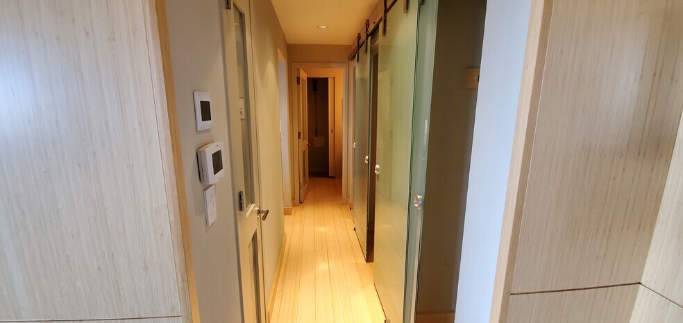 Building Photo - 210 W Rittenhouse Square
